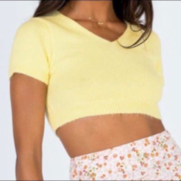 Princess Polly Cropped Tee Sweater - Picture 1 of 8